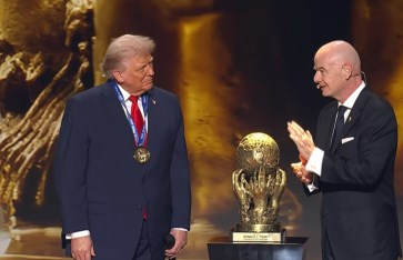 ترامب وجائزة فيفا للسلام 
