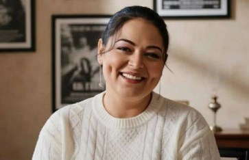 نيفين مندور