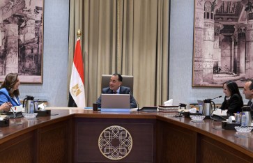 اجتماع رئيس الوزراء مع محافظ البحيرة