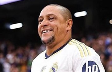  روبرتو كارلوس