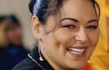 نيفين مندور 