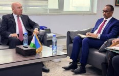 الفريق كامل الوزير في جيبوتي