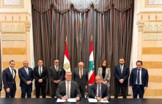 خلال توقيع الاتفاقية 