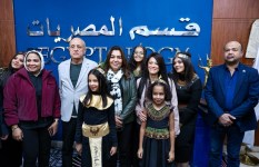 وزيرة التخطيط ووزيرة التنمية المحلية ومحافظ الأقصر يتفقدون مكتبة مصر العامة