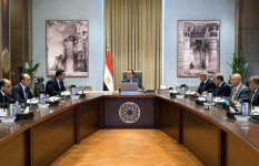 اجتماع متابعة تطوير الطرق المؤدية إلى مطار الإسكندرية الدولى