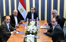 اجتماع متابعة تطوير مصر للطيران