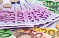 سعر اليورو اليوم الاثنين