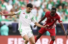  البحرين والجزائر