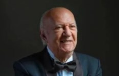  الموسيقار عمر خيرت