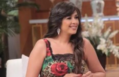  الفنانة ياسمين عبد العزيز