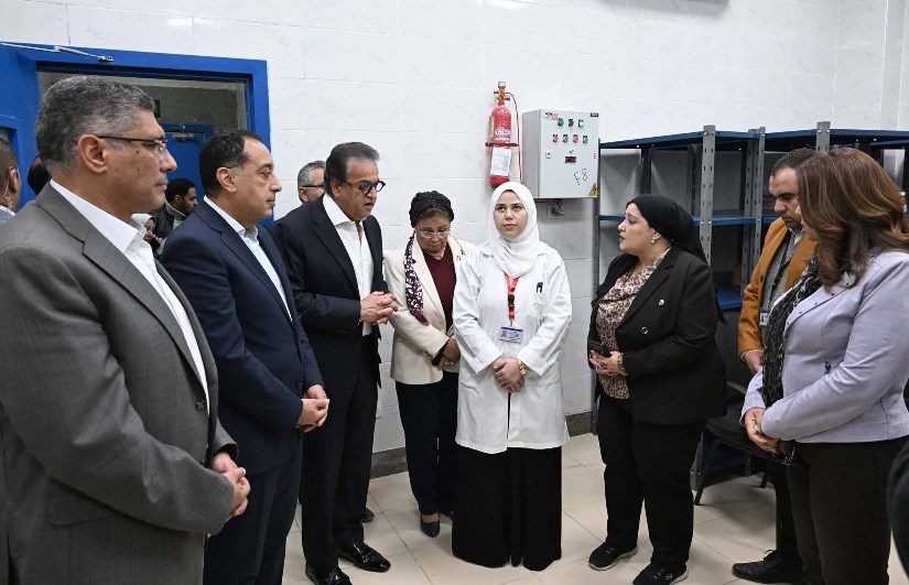 مدبولي يتفقد وحدة صحية بقرية الودي