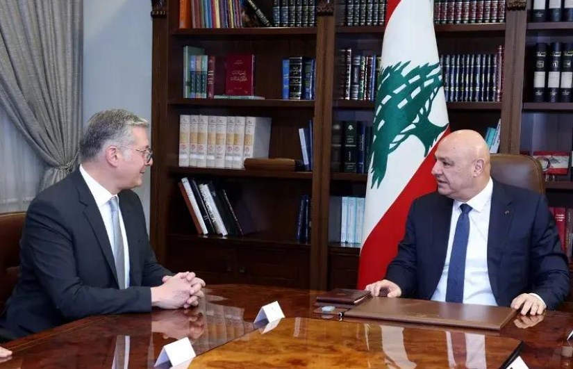 الرئيس اللبناني ووزير البترول 