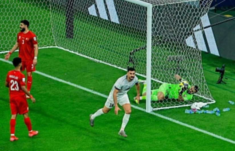 العراق والبحرين 