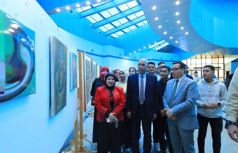 مسرح المواجهة والتجوال