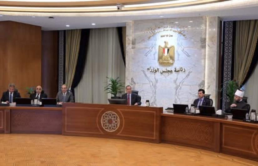 اجتماع بحث سبل التصدى للشائعات