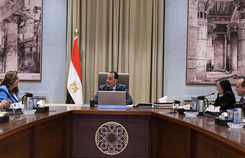 اجتماع رئيس الوزراء مع محافظ البحيرة