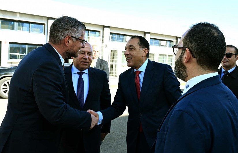 افتتاح مصنع ليونى مصر