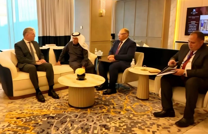 اجتماع وزير البترول مع نظيره الكويتى