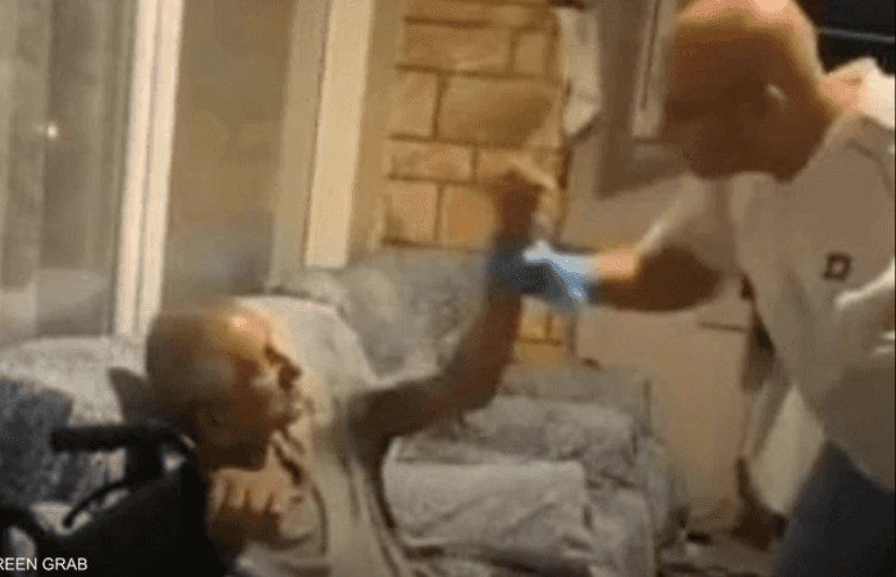 اعتداء علي مسن في اسطنبول 