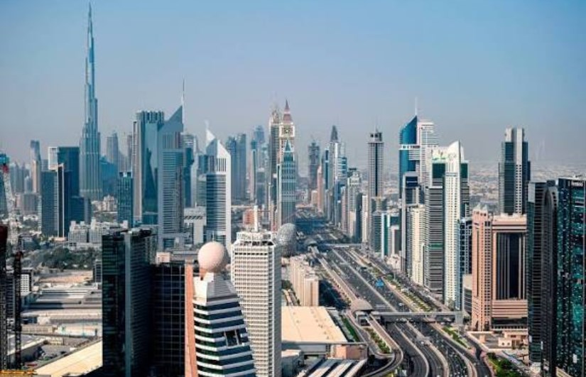 طقس دبي ليلة رأس السنة 2026