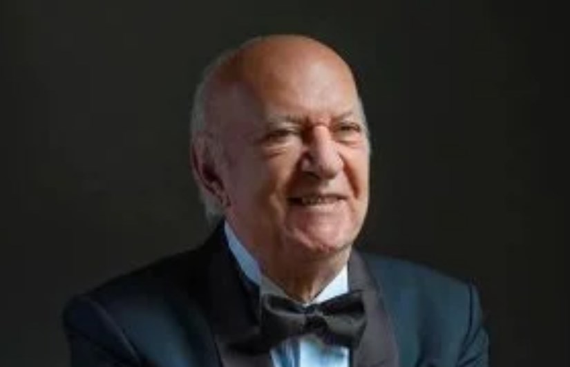  الموسيقار عمر خيرت