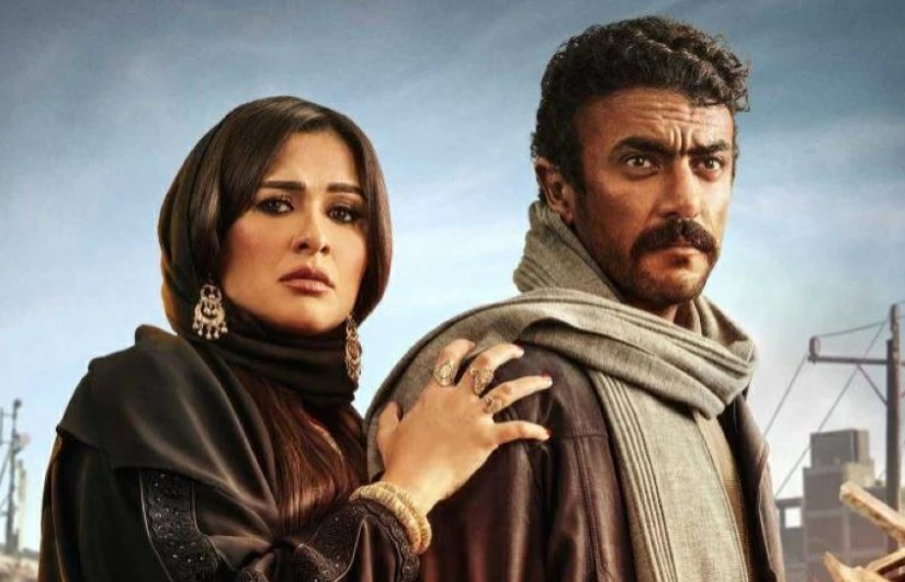  الفنانة ياسمين عبد العزيز