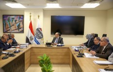 اجتماع وزير قطاع الأعمال مع رؤساء الشركات التابعة للقابضة للسياحة اجتماع وزير قطاع الأعمال مع رؤساء الشركات التابعة للقابضة للسياحة