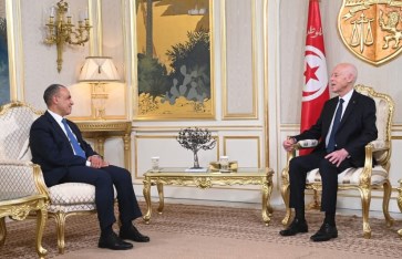 وزير الخارجية والرئيس التونسي