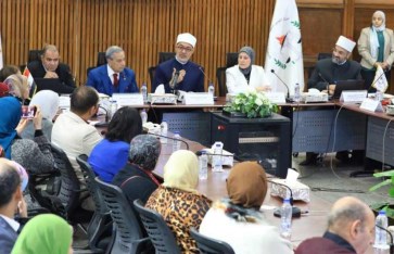 دكتور نظير عياد دكتور نظير عياد