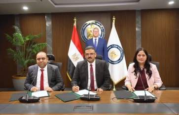 خلال توقيع الاتفاقية 