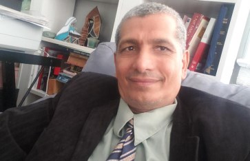 القس أمجد متى