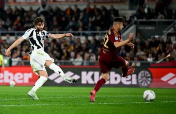 يوفنتوس و روما  يوفنتوس و روما