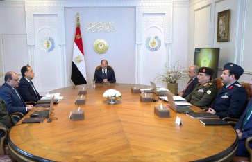 اجتماع رئيس الجمهورية مع المسؤولين عن الكهرباء والمشروعات الزراعية الجديدة اجتماع رئيس الجمهورية مع المسؤولين عن الكهرباء والمشروعات الزراعية الجديدة