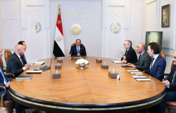 اجتماع رئيس الجمهورية مع رئيس مجلس إدارة شركة “ألستوم العالمية” اجتماع رئيس الجمهورية مع رئيس مجلس إدارة شركة “ألستوم العالمية”