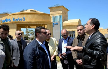 جولة رئيس الوزراء بمشروع مارينا 8 جولة رئيس الوزراء بمشروع مارينا 8