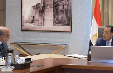 اجتماع رئيس الوزراء مع وزير الكهرباء اجتماع رئيس الوزراء مع وزير الكهرباء