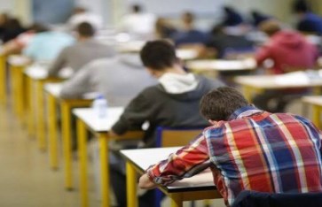 تفاصيل جديدة حول عدد الأسئلة وتوزيع درجات امتحانات الثانوية العامة 2025 لكافة المواد  تفاصيل جديدة حول عدد الأسئلة وتوزيع درجات امتحانات الثانوية العامة 2025 لكافة المواد