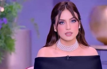 ياسمين عز  ياسمين عز