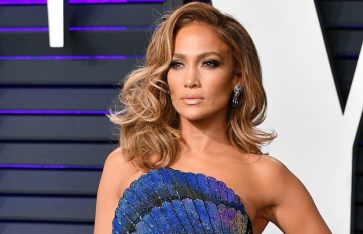 العالمية جينيفر لوبيز