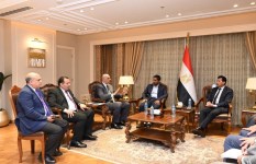 اجتماع وزير الرياضة  اجتماع وزير الرياضة