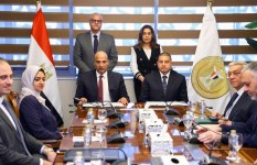 وزيرة التنمية المحلية ومحافظ القليوبية  وزيرة التنمية المحلية ومحافظ القليوبية