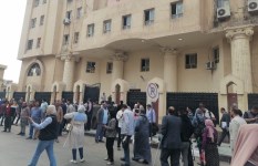 حضور كثيف لأسرة الطفل ياسين أمام محكمة ايتاي البارودي وتشديدات أمنيو 