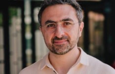 من هو مصطفي سليمان من هو مصطفي سليمان