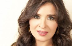  الراقصة دينا