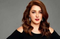 كندة علوش  كندة علوش