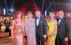 لفنانة إلهام شاهين لفنانة إلهام شاهين