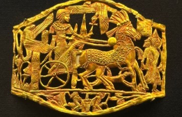 كنوز الملك توت عنخ آمون  كنوز الملك توت عنخ آمون