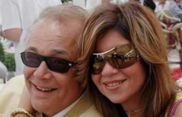 الفنان الراحل محمود عبدالعزيز وبوسي شلبي  الفنان الراحل محمود عبدالعزيز وبوسي شلبي