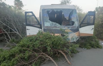 تصادم أتوبيس طلاب مدرسة خاصة مع سيارة ملاكي بالتجمع الأول  تصادم أتوبيس طلاب مدرسة خاصة مع سيارة ملاكي بالتجمع الأول