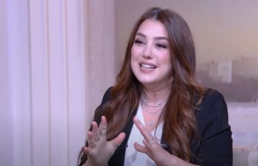 كندة علوش  كندة علوش